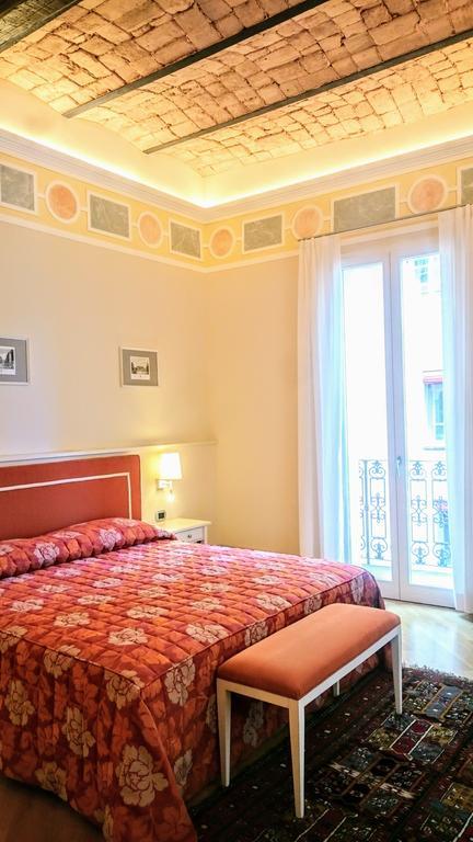 בולוניה Casa Isolani Luxury Rooms Piazza Maggiore מראה חיצוני תמונה